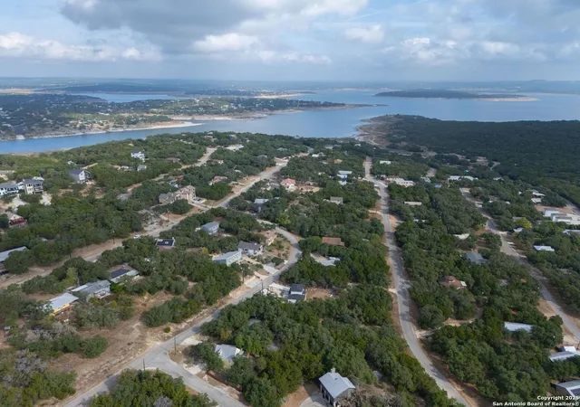 Photo 2 of Single family home for sale at 354 Lake Forest, Canyon Lake, TX 78133 | MLS# 1918801 | Listing updated on 2026-06-06