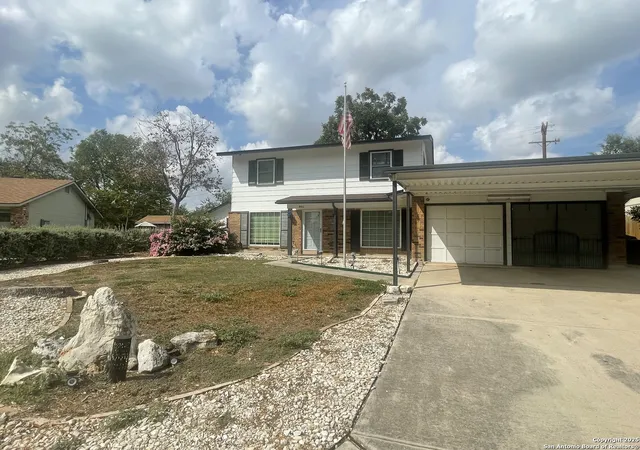 Photo 3 of Single family home for sale at 9411 Wahada, San Antonio, TX 78217 | MLS# 1918860 | Listing updated on 2026-03-30