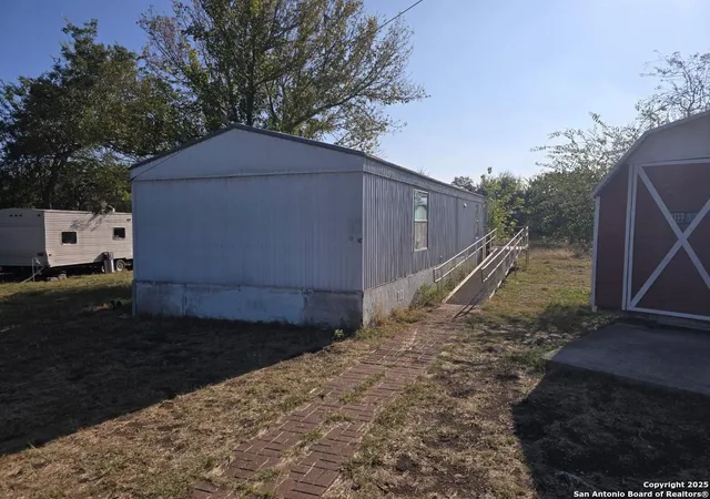 Photo 4 of Land for sale at 325 Gabe Rd, Kerrville, TX 78028 | MLS# 1918863 | Listing updated on 2026-01-12
