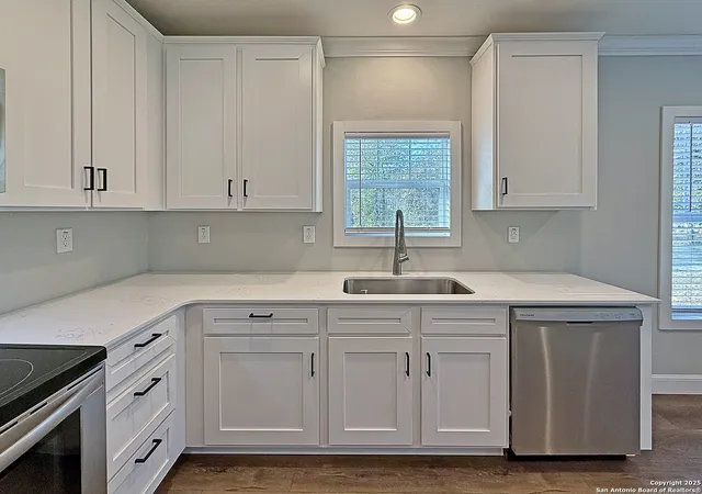 Photo 4 of Sale Pending at 23115 Turkey Cvs, San Antonio, TX 78264 | MLS# 1918939 | Listing updated on 2025-11-14