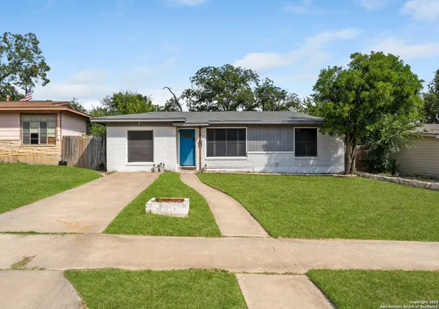 4th image of 435 Savannah, San Antonio, TX 78213 | MLS# 1918964