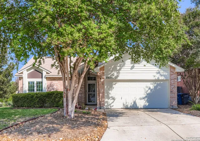 Photo 3 of Sale Pending at 7914 Pine Manor, San Antonio, TX 78240 | MLS# 1918980 | Listing updated on 2025-12-28