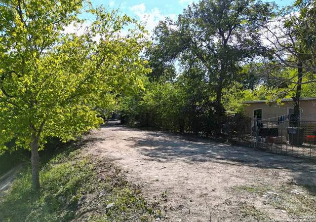 Photo 3 of Land for sale at 211 Wharton, San Antonio, TX 78210 | MLS# 1918981 | Listing updated on 2026-03-02