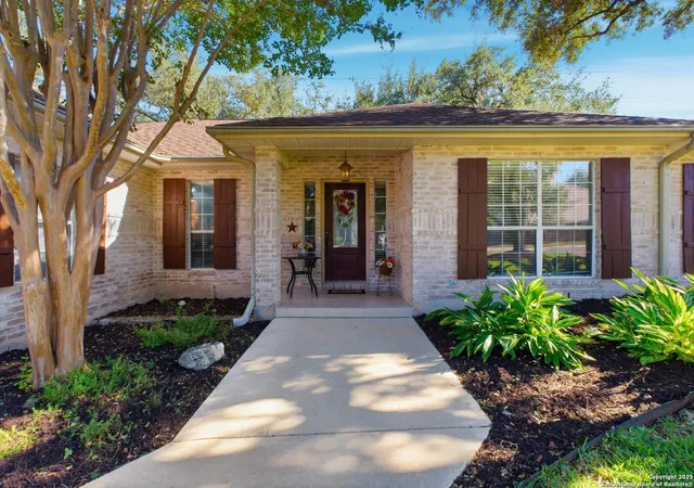 Photo 3 of Single family home for sale at 8622 Spartan Terrace, Universal City, TX 78148 | MLS# 1919053 | Listing updated on 2025-11-18