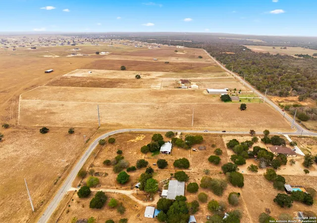5th image of 101 County Road 319, La Vernia, TX 78121 | MLS# 1919056