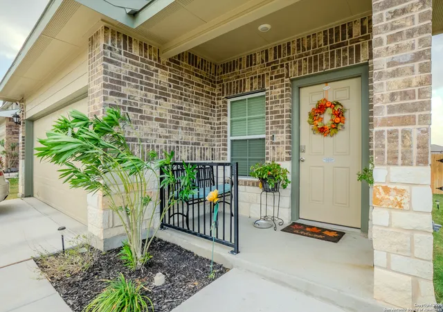 4th image of 157 Honors, Floresville, TX 78114 | MLS# 1919088