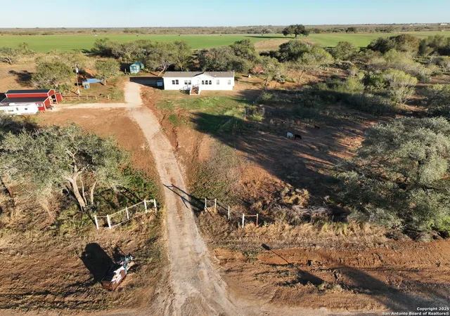 44th image of 655 County Road 303, Jourdanton, TX 78026 | MLS# 1919103