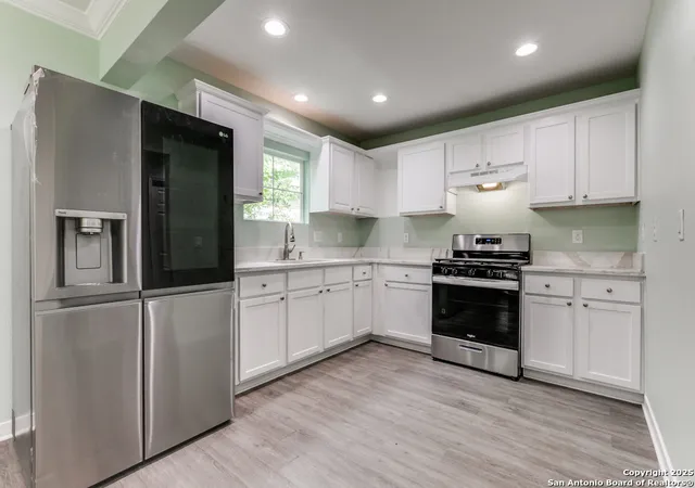 Photo 3 of Single family home for sale at 3223 W Travis, San Antonio, TX 78207 | MLS# 1919116 | Listing updated on 2026-04-22