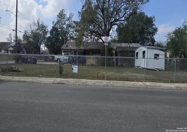 Photo 1 of Land for sale at 101 Wilmot, San Antonio, TX 78237 | MLS# 1919118 | Listing updated on 2026-01-27