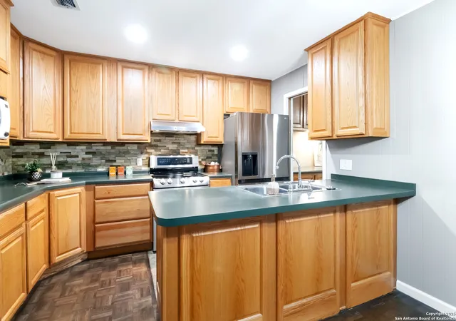Photo 4 of Sale Pending at 4703 Lorelei, San Antonio, TX 78229 | MLS# 1919121 | Listing updated on 2025-12-09