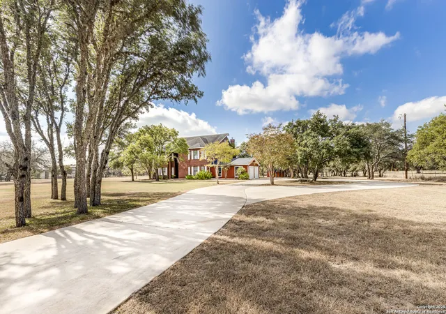 Photo 1 of Single family home for sale at 31045 Post Oak, Boerne, TX 78015 | MLS# 1919144 | Listing updated on 2025-10-30
