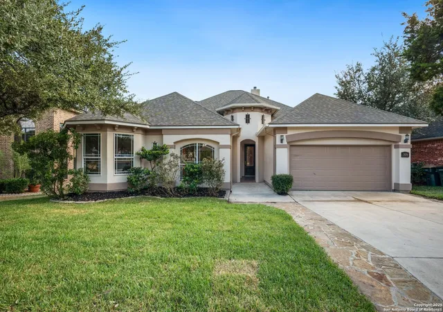 Photo 2 of Sale Pending at 2634 Amber View, San Antonio, TX 78261 | MLS# 1919180 | Listing updated on 2025-12-05