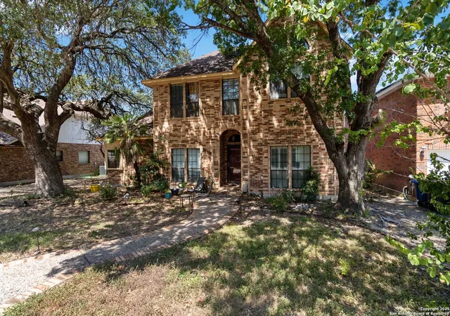 2nd image of 1218 Summit, San Antonio, TX 78258 | MLS# 1919207