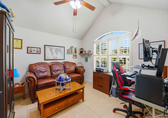 Photo 4 of Sale Pending at 2820 Mineral Springs, Schertz, TX 78108 | MLS# 1919235 | Listing updated on 2026-01-21