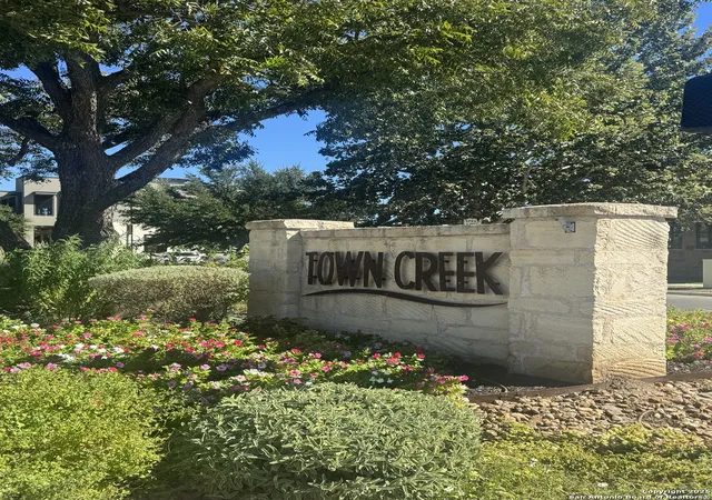 Photo 3 of Single family home for sale at 729 N Academy, New Braunfels, TX 78130 | MLS# 1919271 | Listing updated on 2026-03-20