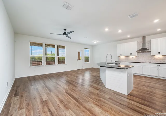 Photo 4 of Sale Pending at 26111 Costa Brava, Boerne, TX 78015 | MLS# 1919301 | Listing updated on 2025-12-23