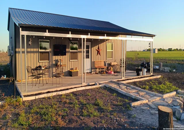 1st image of 351 Elbert, Marion, TX 78124 | MLS# 1919323