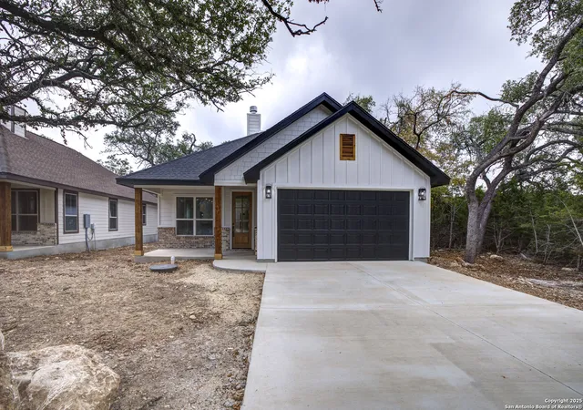 3rd image of 10 Sunshine Circle, Wimberley, TX 78676 | MLS# 1919354