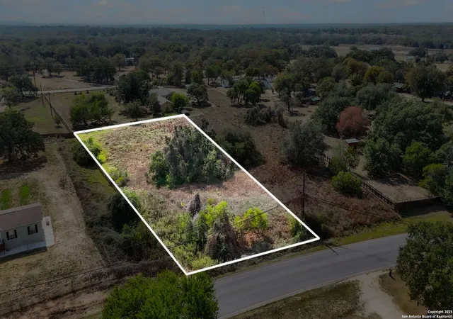 Homes for sale in Elmendorf, TX | 3810 New Mathis, Elmendorf, TX 78112 | MLS# 1919355