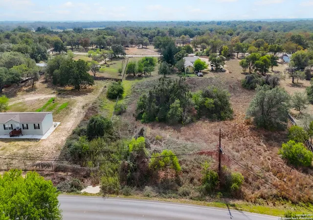 Homes for sale in Elmendorf, TX | 3810 New Mathis, Elmendorf, TX 78112 | MLS# 1919355