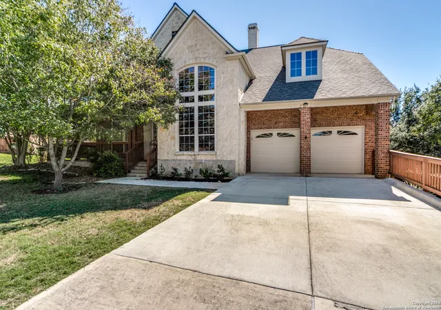 Photo 1 of Sale Pending at 8914 Woodland Pkwy, Boerne, TX 78015 | MLS# 1919361 | Listing updated on 2025-12-06
