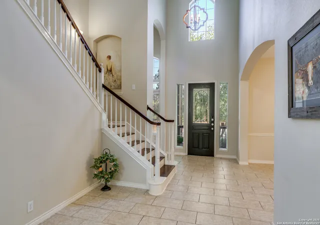 Photo 2 of Sale Pending at 8914 Woodland Pkwy, Boerne, TX 78015 | MLS# 1919361 | Listing updated on 2025-12-06