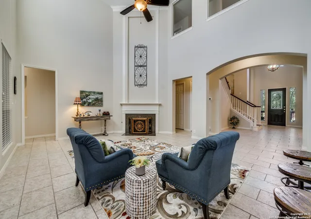 Photo 4 of Sale Pending at 8914 Woodland Pkwy, Boerne, TX 78015 | MLS# 1919361 | Listing updated on 2025-12-06