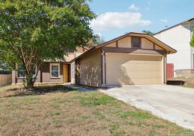 3rd image of 325 Cypress Fox Dr, San Antonio, TX 78245 | MLS# 1919365