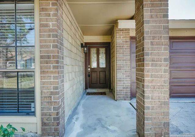 Photo 3 of Sale Pending at 4410 Pebble Hl, San Antonio, TX 78217 | MLS# 1919372 | Listing updated on 2026-03-26