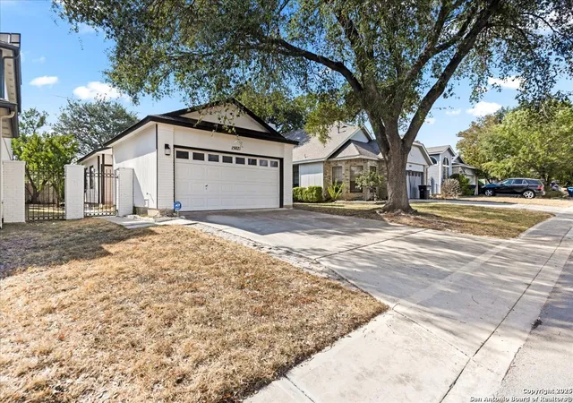 Photo 3 of Sale Pending at 15071 Spring Mist, San Antonio, TX 78247 | MLS# 1919418 | Listing updated on 2026-01-04