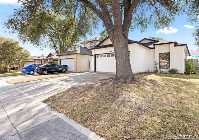 Photo 3 of Sale Pending at 15071 Spring Mist, San Antonio, TX 78247 | MLS# 1919418 | Listing updated on 2026-01-04