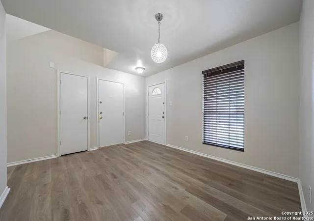 Photo 3 of Sale Pending at 7419 Tamburo Trl, San Antonio, TX 78266 | MLS# 1919423 | Listing updated on 2026-08-21