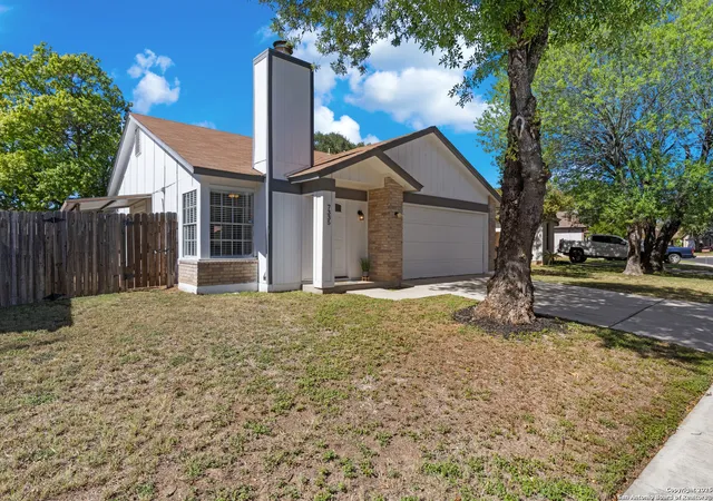 Photo 2 of Sale Pending at 7335 Hardesty, San Antonio, TX 78250 | MLS# 1919442 | Listing updated on 2026-01-20