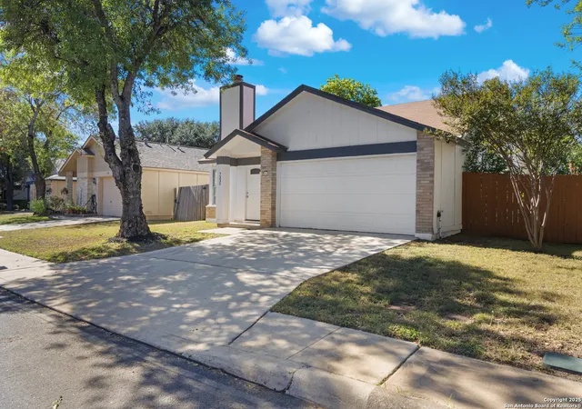 Photo 3 of Sale Pending at 7335 Hardesty, San Antonio, TX 78250 | MLS# 1919442 | Listing updated on 2026-01-20