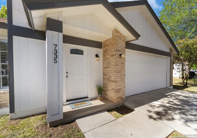 Photo 1 of Sale Pending at 7335 Hardesty, San Antonio, TX 78250 | MLS# 1919442 | Listing updated on 2026-01-20