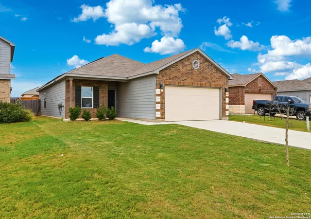 4th image of 14651 Latigo Loop, Elmendorf, TX 78112 | MLS# 1919528