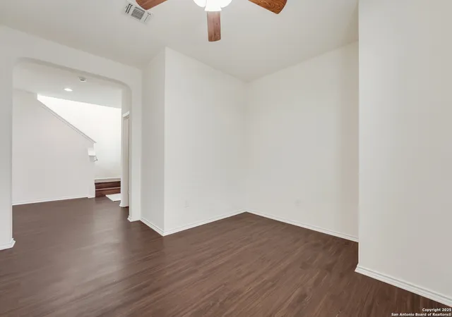 Photo 4 of Single family home for sale at 9610 Pleasanton Pl, San Antonio, TX 78221 | MLS# 1919543 | Listing updated on 2026-02-21