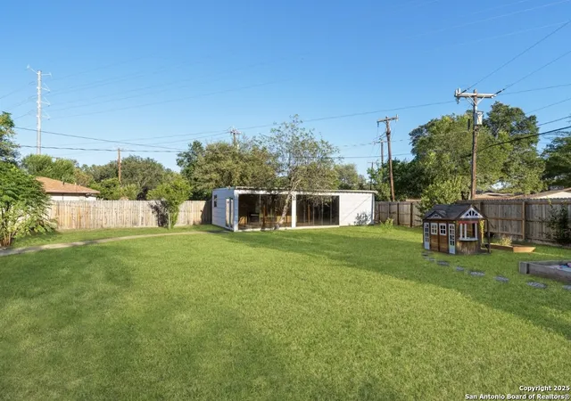 26th image of 302 Weathercock, Windcrest, TX 78239 | MLS# 1919597