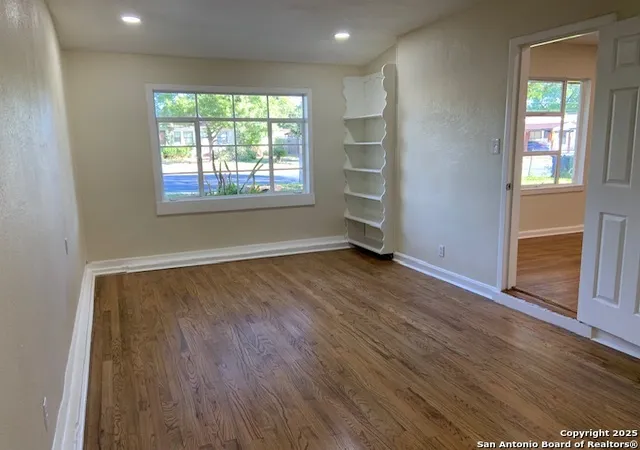 image of 342 Basswood Dr, San Antonio, TX 78213 | MLS# 1919601