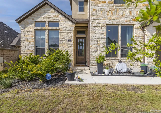 Photo 4 of Single family home for sale at 1717 Kinder, San Antonio, TX 78260 | MLS# 1919633 | Listing updated on 2026-01-08