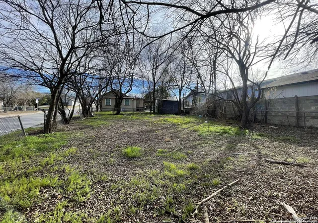 2nd image of 215 Grimes, San Antonio, TX 78202 | MLS# 1919642