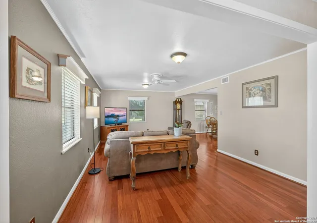 5th image of 1323 Kollman Dr, Hondo, TX 78861 | MLS# 1919668