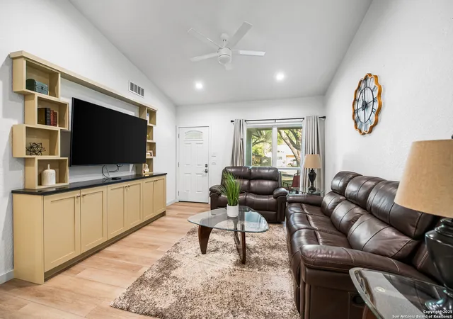 Photo 4 of Single family home for sale at 12319 La Albada St, San Antonio, TX 78233 | MLS# 1919670 | Listing updated on 2026-03-02