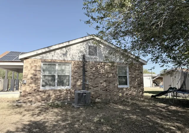 Photo 3 of Sale Pending at 6572 Highway 277, Carrizo Springs, TX 78834 | MLS# 1919688 | Listing updated on 2026-01-02