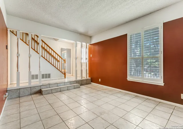 5th image of 2502 Hidden Glen St, San Antonio, TX 78232 | MLS# 1919689