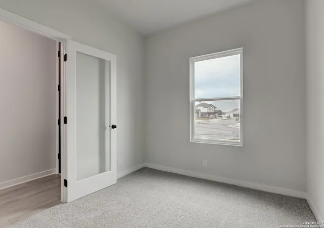 4th image of 12804 Hill Plains Dr, Schertz, TX 78154 | MLS# 1919704