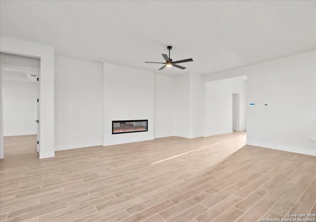 Photo 3 of Sale Pending at 3731 Moru Oak Dr, Seguin, TX 78155 | MLS# 1919717 | Listing updated on 2025-11-24