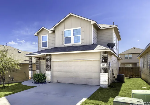 Photo 2 of Single family home for sale at 109 Hogans Alley, Floresville, TX 78114 | MLS# 1919730 | Listing updated on 2025-12-10