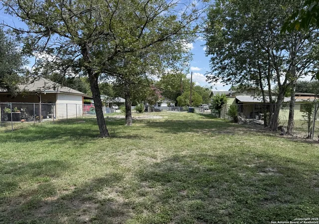 Photo 3 of Land for sale at 229 Quinta, San Antonio, TX 78210 | MLS# 1919760 | Listing updated on 2026-04-20