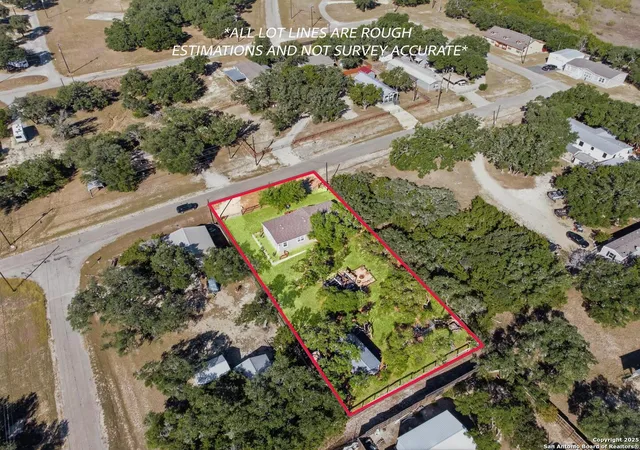 Photo 3 of Single family home for sale at 219 Private Road 1523, Bandera, TX 78003 | MLS# 1919763 | Listing updated on 2026-02-05